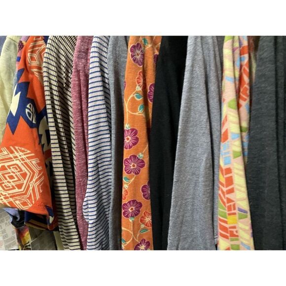 Lularoe Blowout NEW Bulk lot Of 20 Pictured Items New W Tags Wholesale Resale - Picture 6 of 14